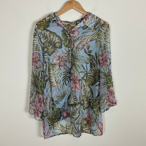 Chico's Tops - 2/$30 Chico's Button Down Shirt Size 2